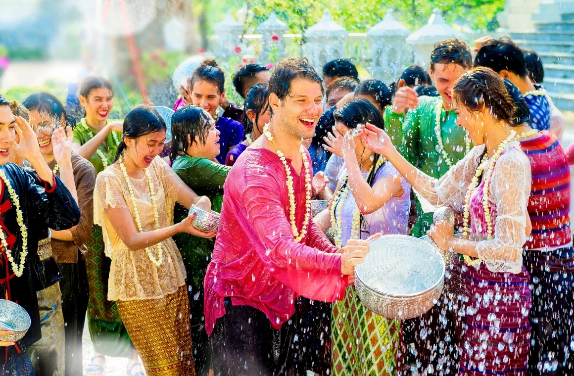 Bangkok Songkran.webp